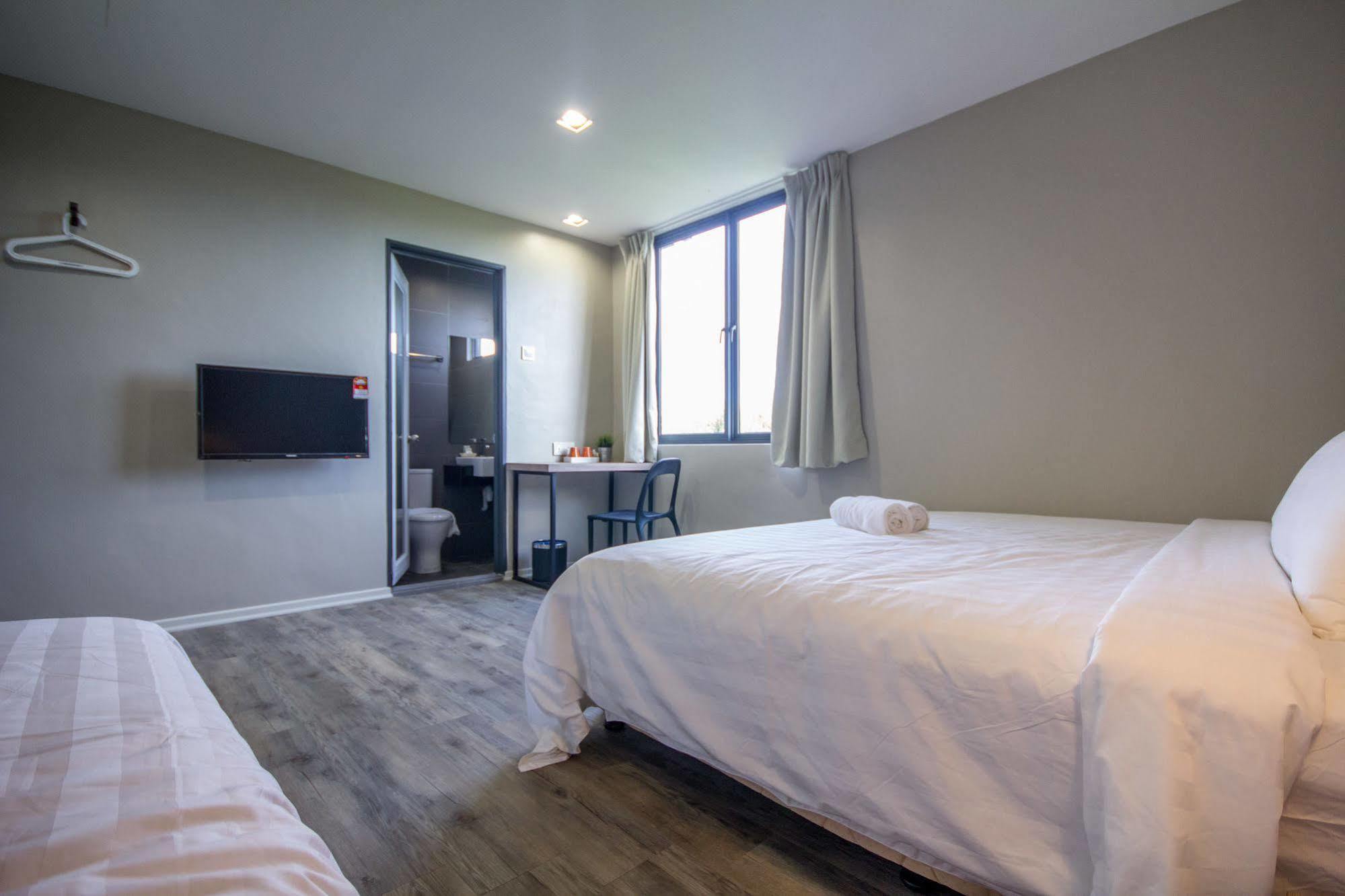 בוקיט מרטג'אם Chariton Hotel Alma מראה חיצוני תמונה